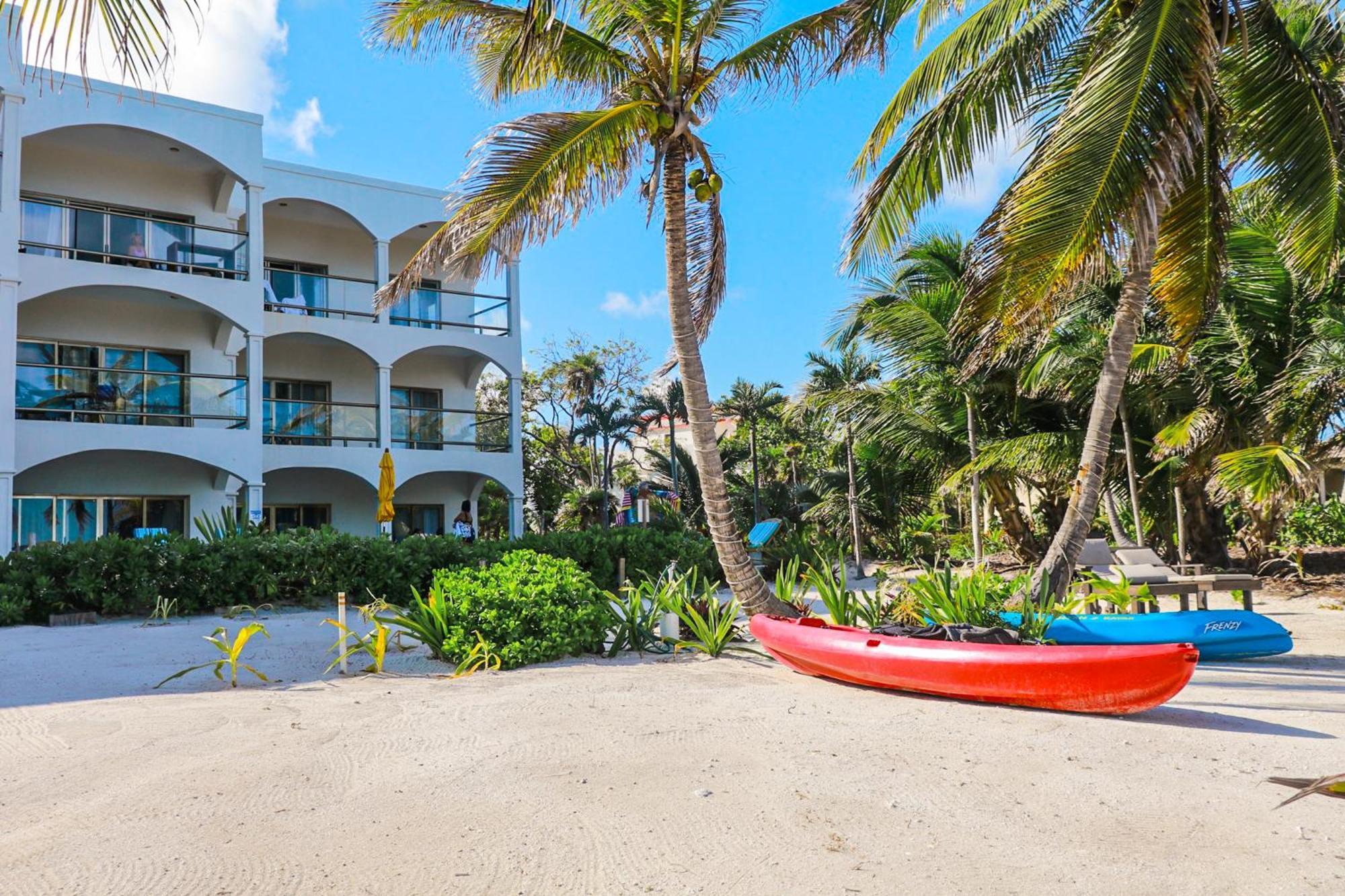 Blue Water Beach Villas San Pedro  Phòng bức ảnh
