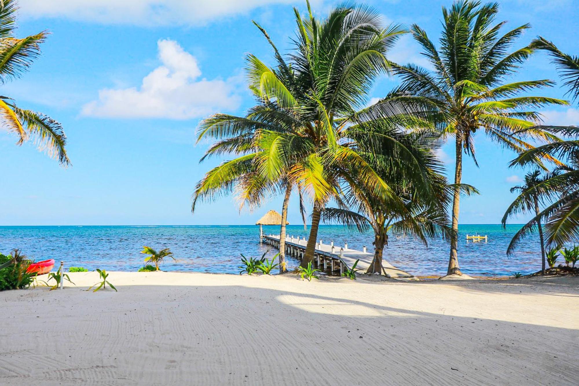 Blue Water Beach Villas San Pedro  Phòng bức ảnh