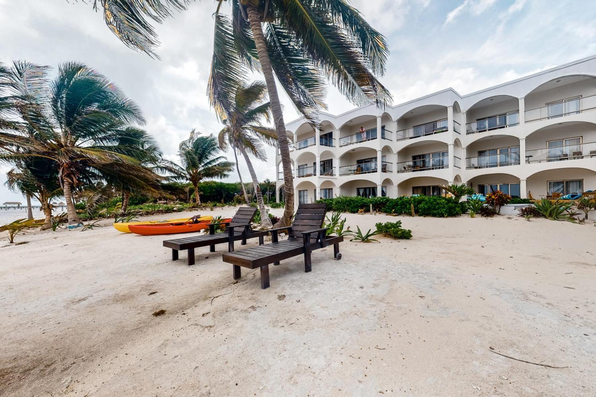 Blue Water Beach Villas San Pedro  Phòng bức ảnh