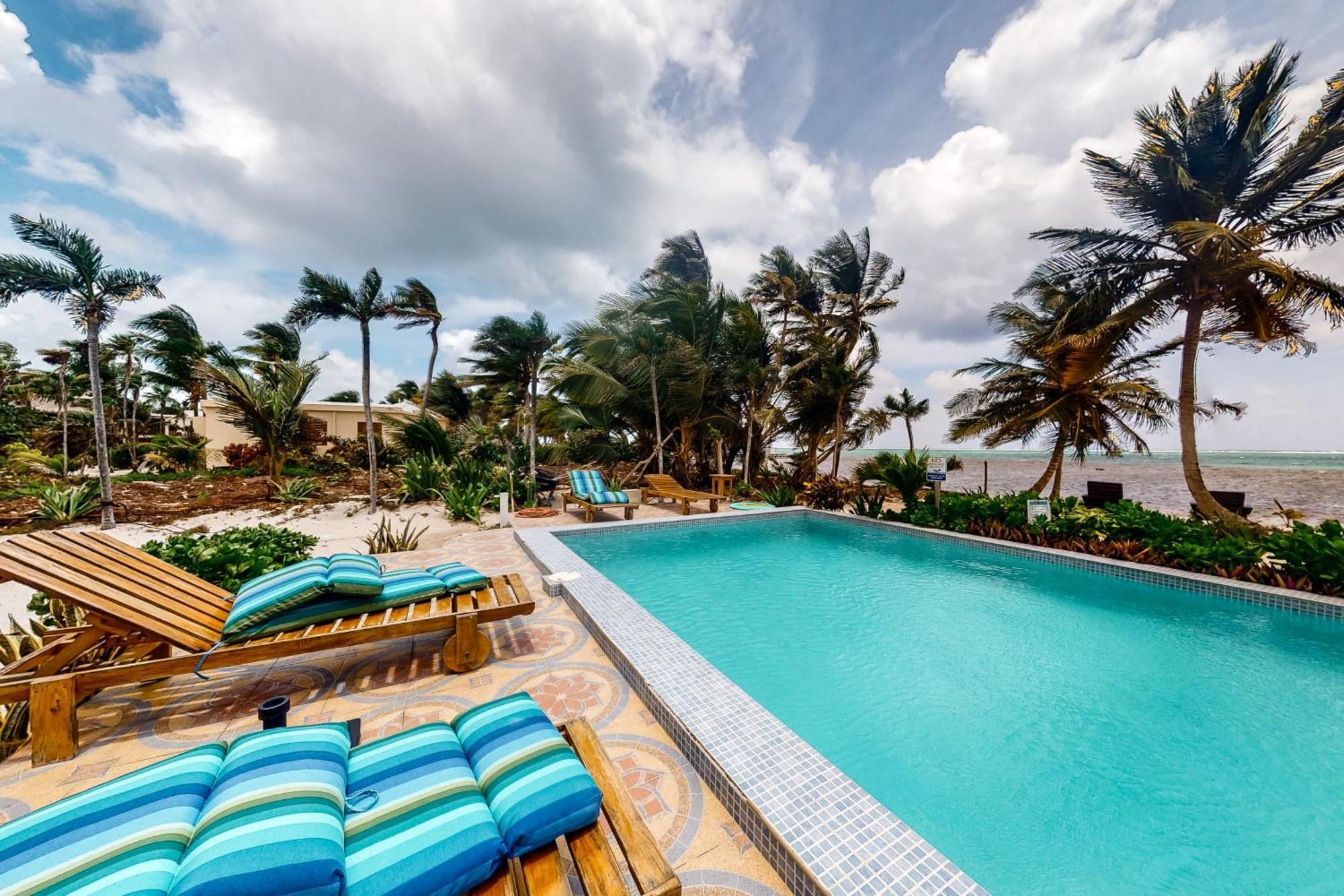 Blue Water Beach Villas San Pedro  Phòng bức ảnh
