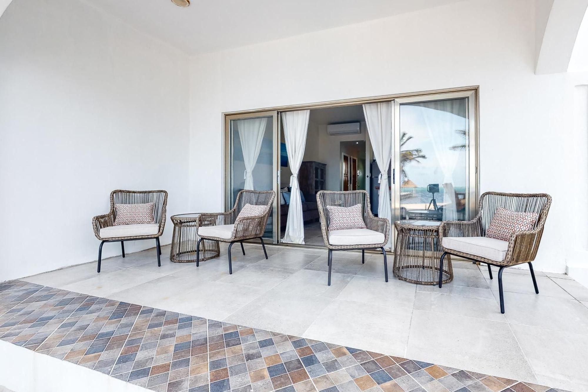Blue Water Beach Villas San Pedro  Phòng bức ảnh