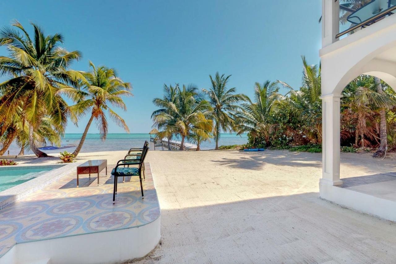 Blue Water Beach Villas San Pedro  Phòng bức ảnh